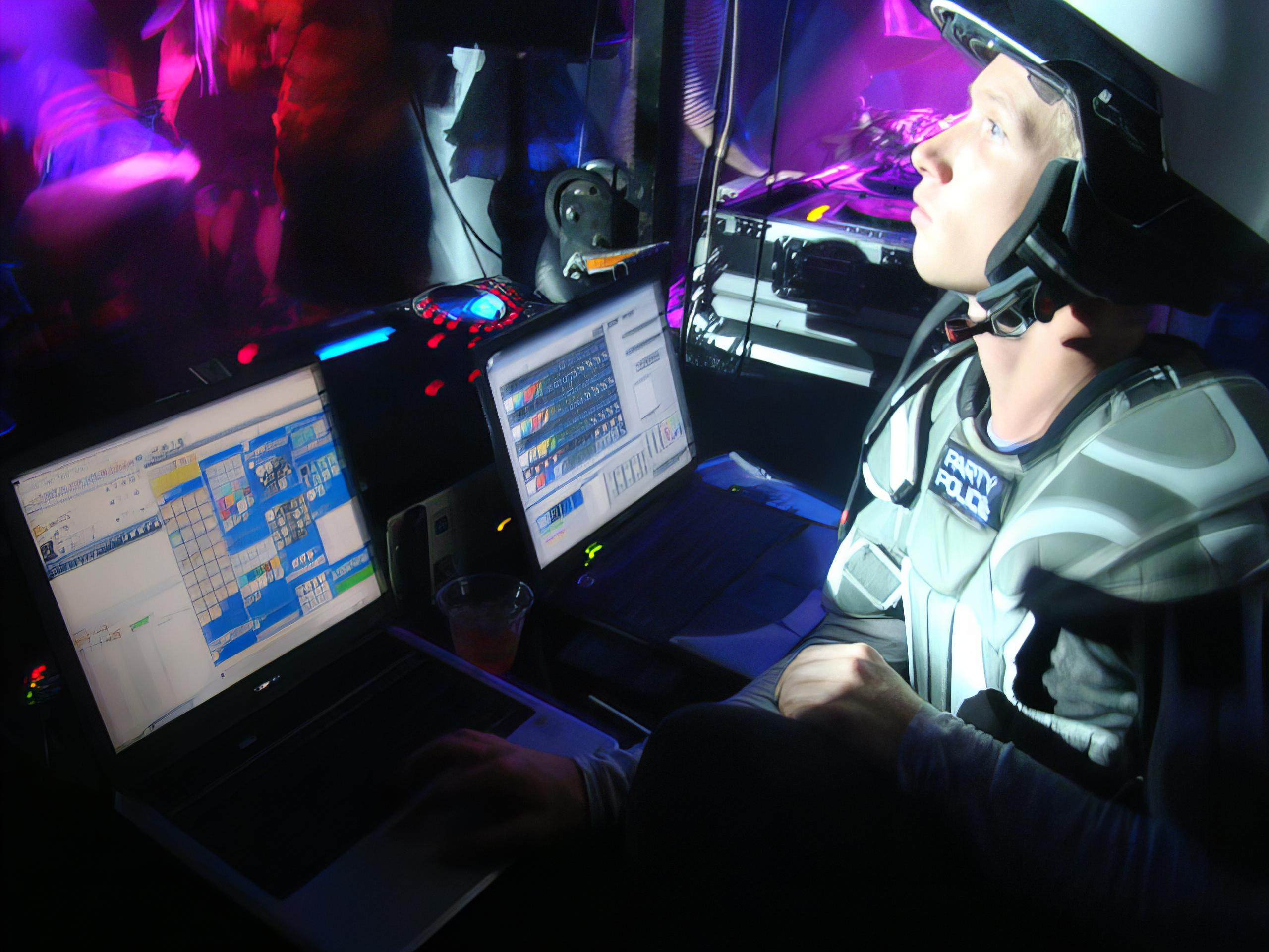 2009 Niko Controlling Lights and Lasers_1340531