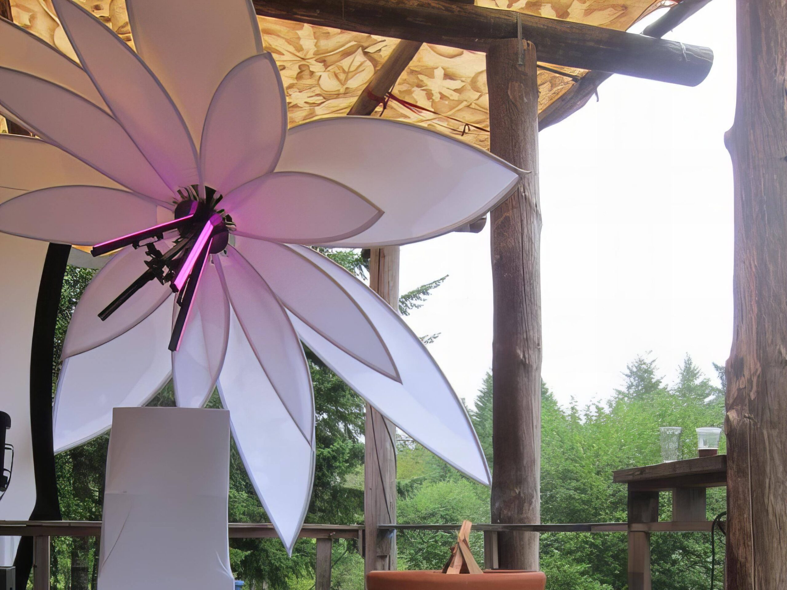 2014 Light Festival. Flower with LED Lighting Rods in the Center_1341315